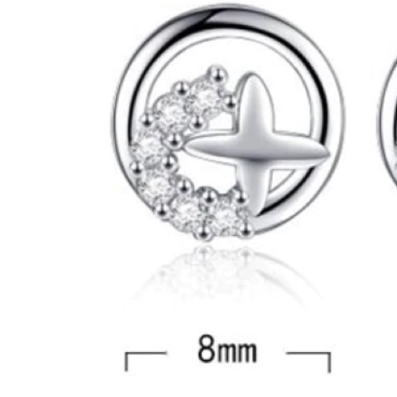 Sterling Silver 925 CZ Stud Earrings - Picture 4 of 4
